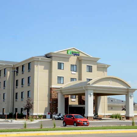 Holiday Inn Express & Suites Sidney By Ihg Exteriör bild